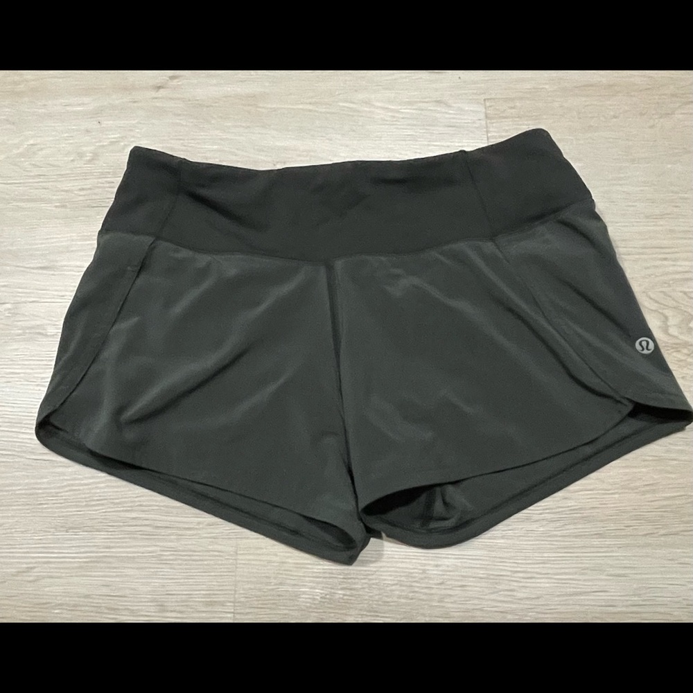 Lululemon hotty hot short 4 mid rise" - olive green great condition